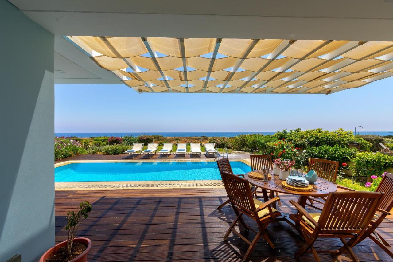 Protaras Beachfront Villa Alia المظهر الخارجي الصورة