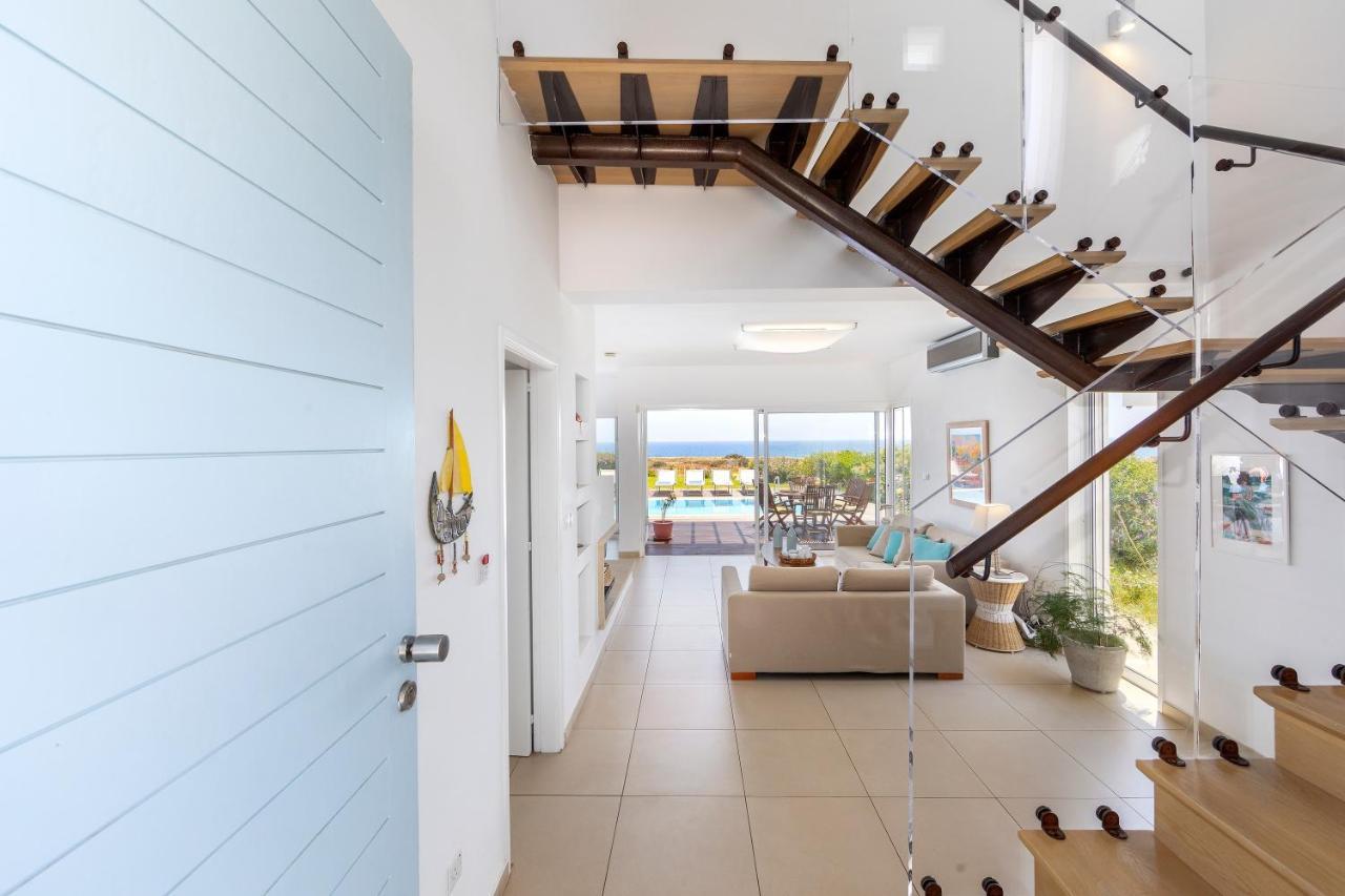 Protaras Beachfront Villa Alia المظهر الخارجي الصورة