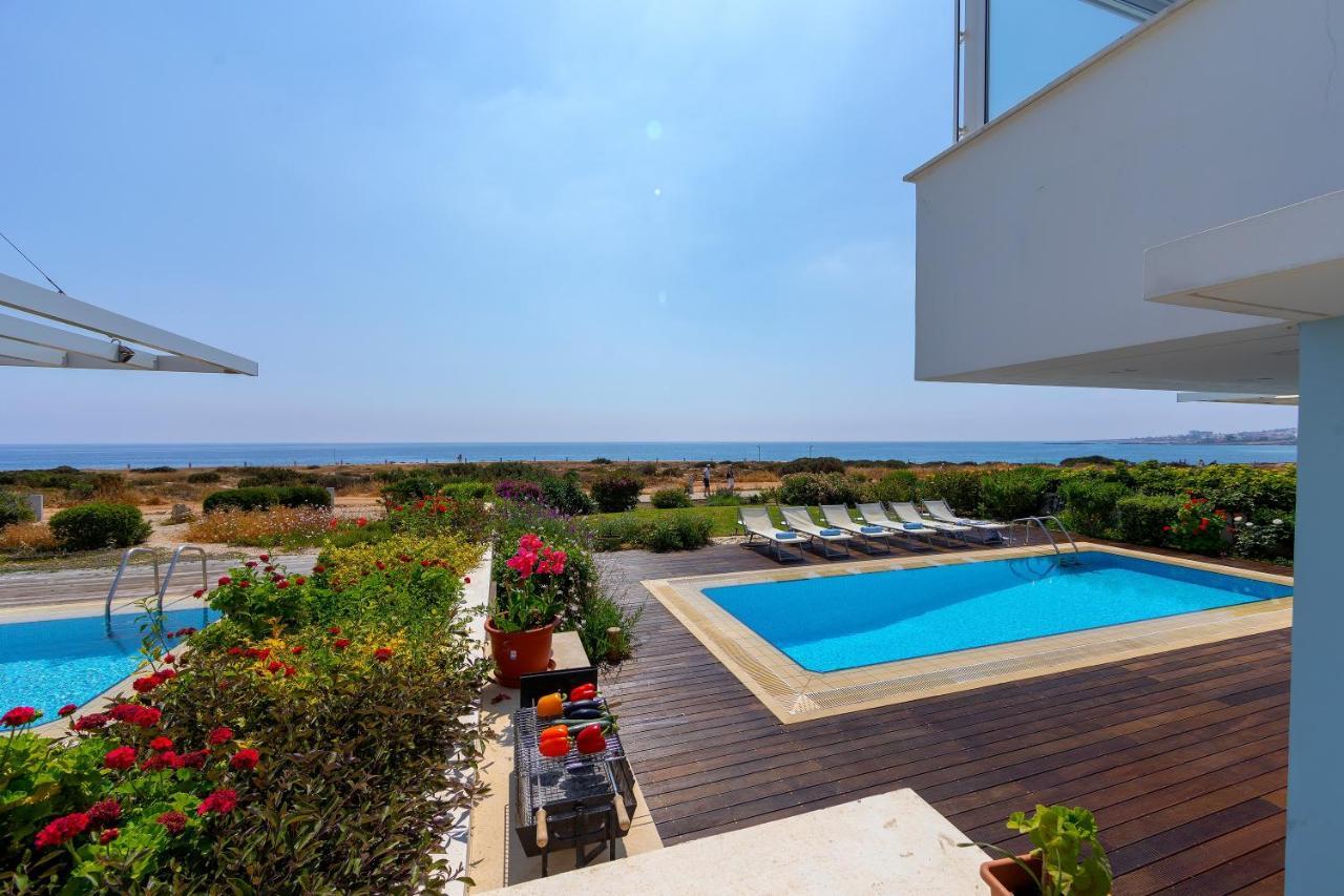 Protaras Beachfront Villa Alia المظهر الخارجي الصورة