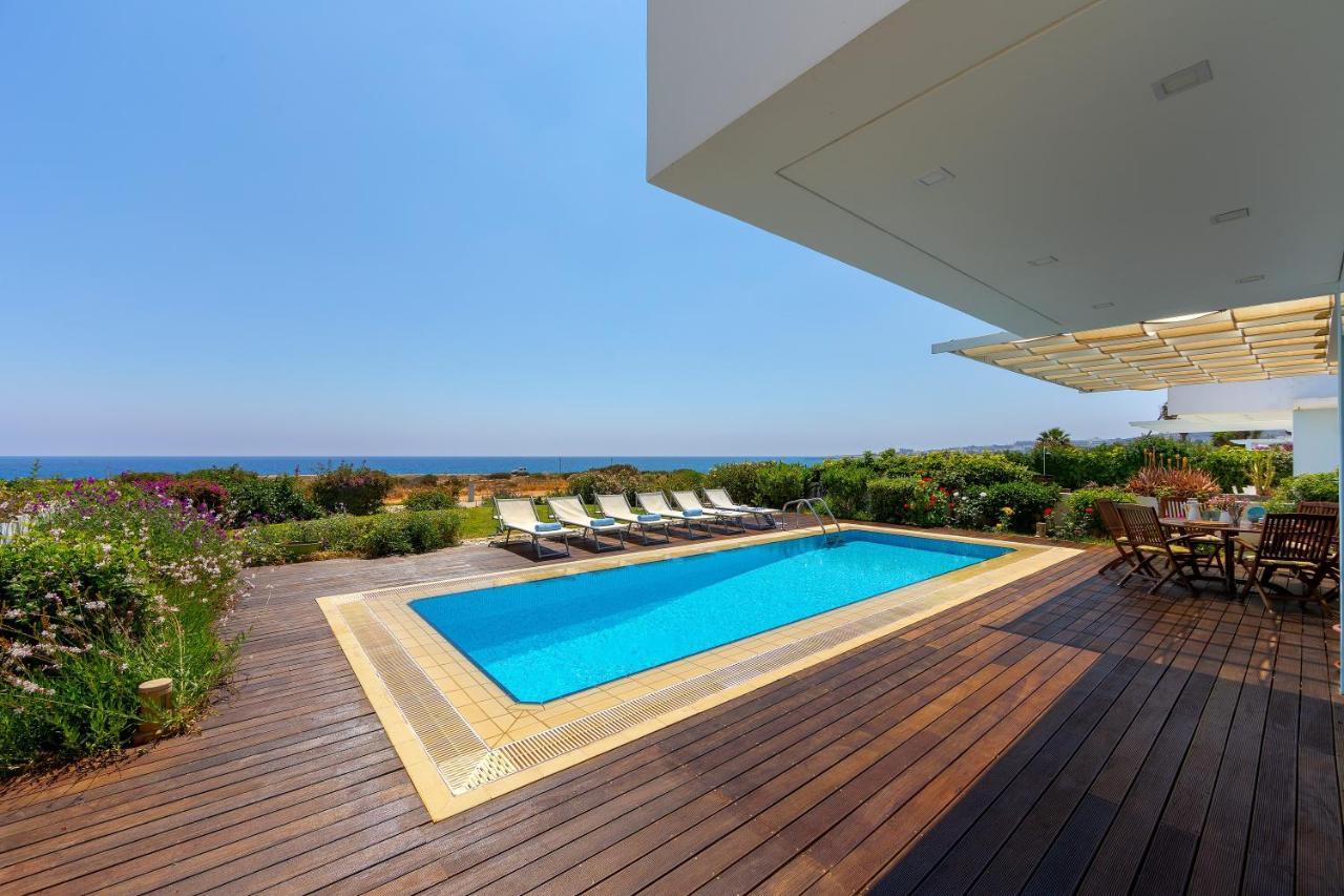 Protaras Beachfront Villa Alia المظهر الخارجي الصورة