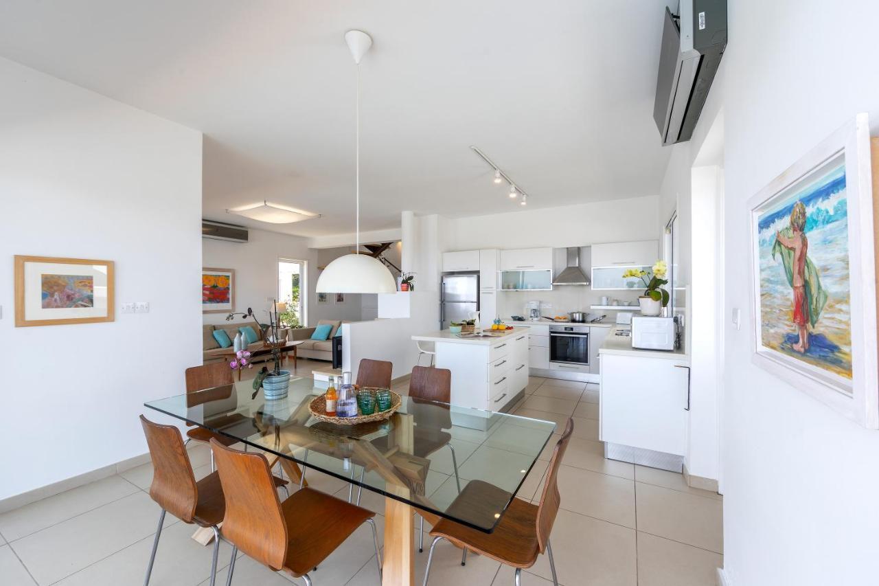 Protaras Beachfront Villa Alia المظهر الخارجي الصورة