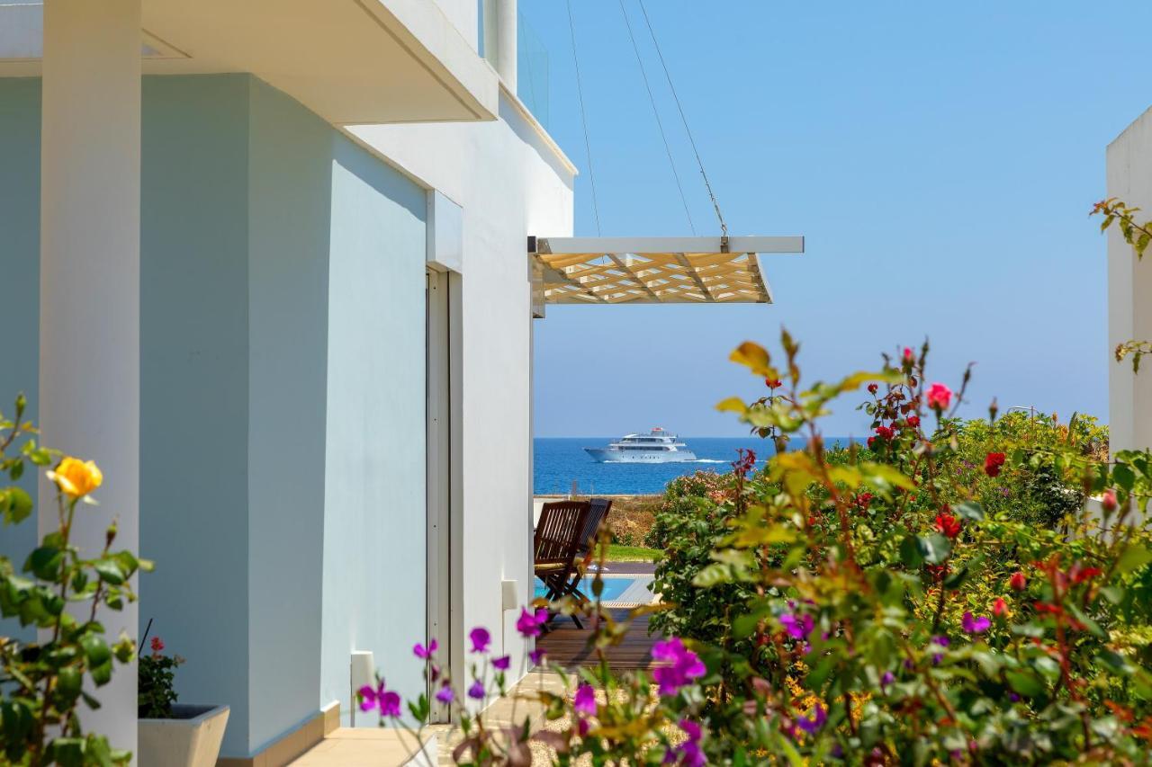 Protaras Beachfront Villa Alia المظهر الخارجي الصورة