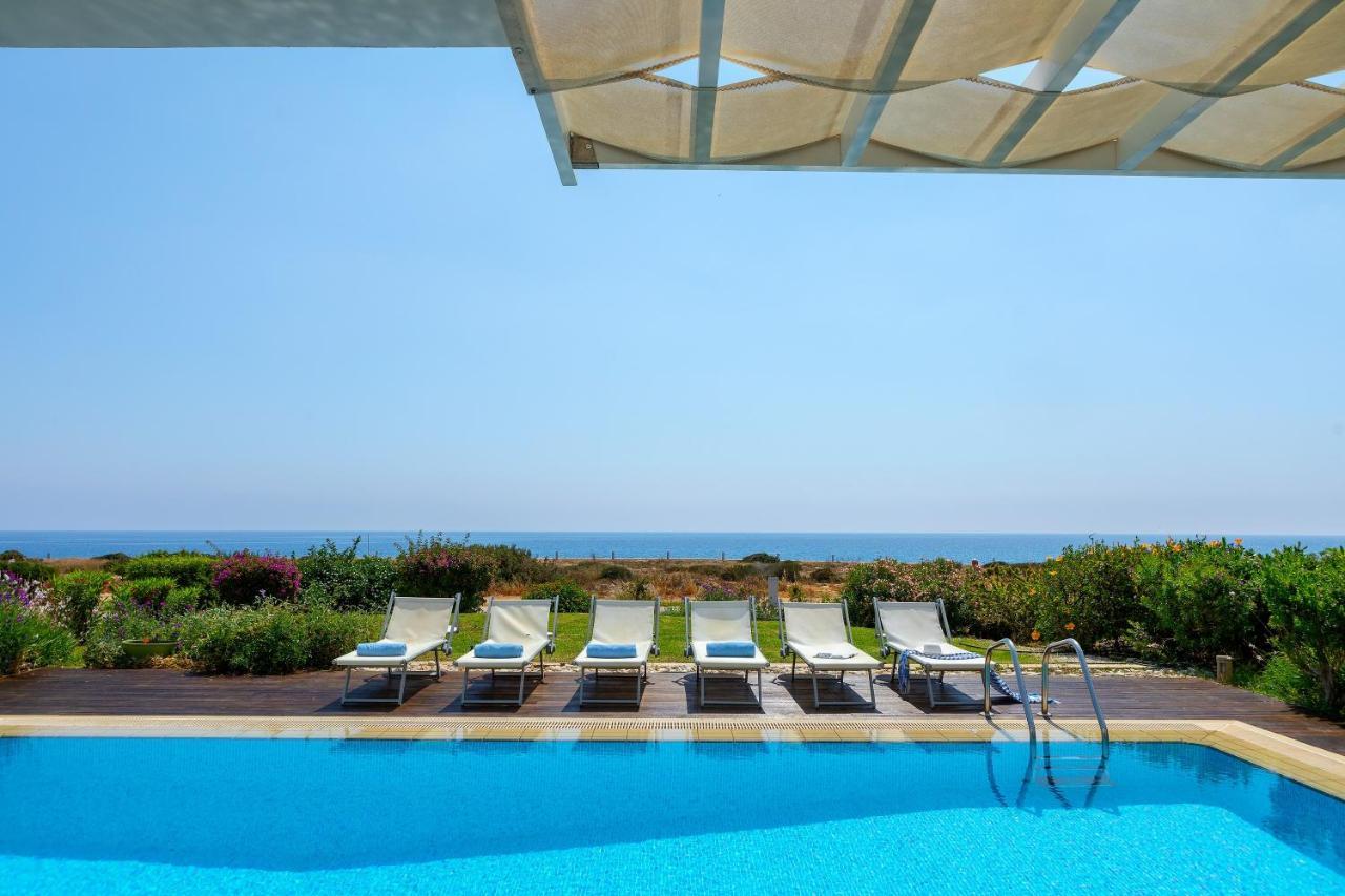 Protaras Beachfront Villa Alia المظهر الخارجي الصورة