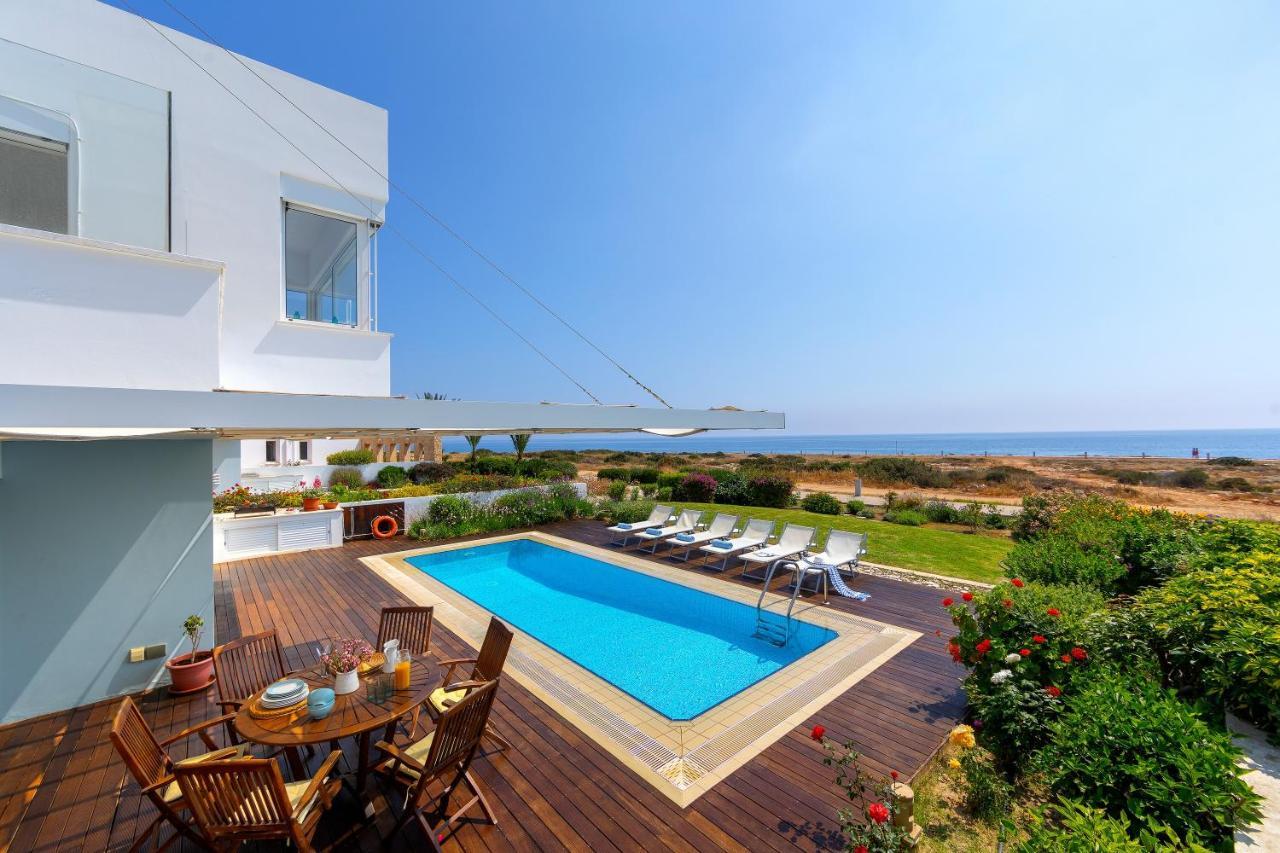 Protaras Beachfront Villa Alia المظهر الخارجي الصورة