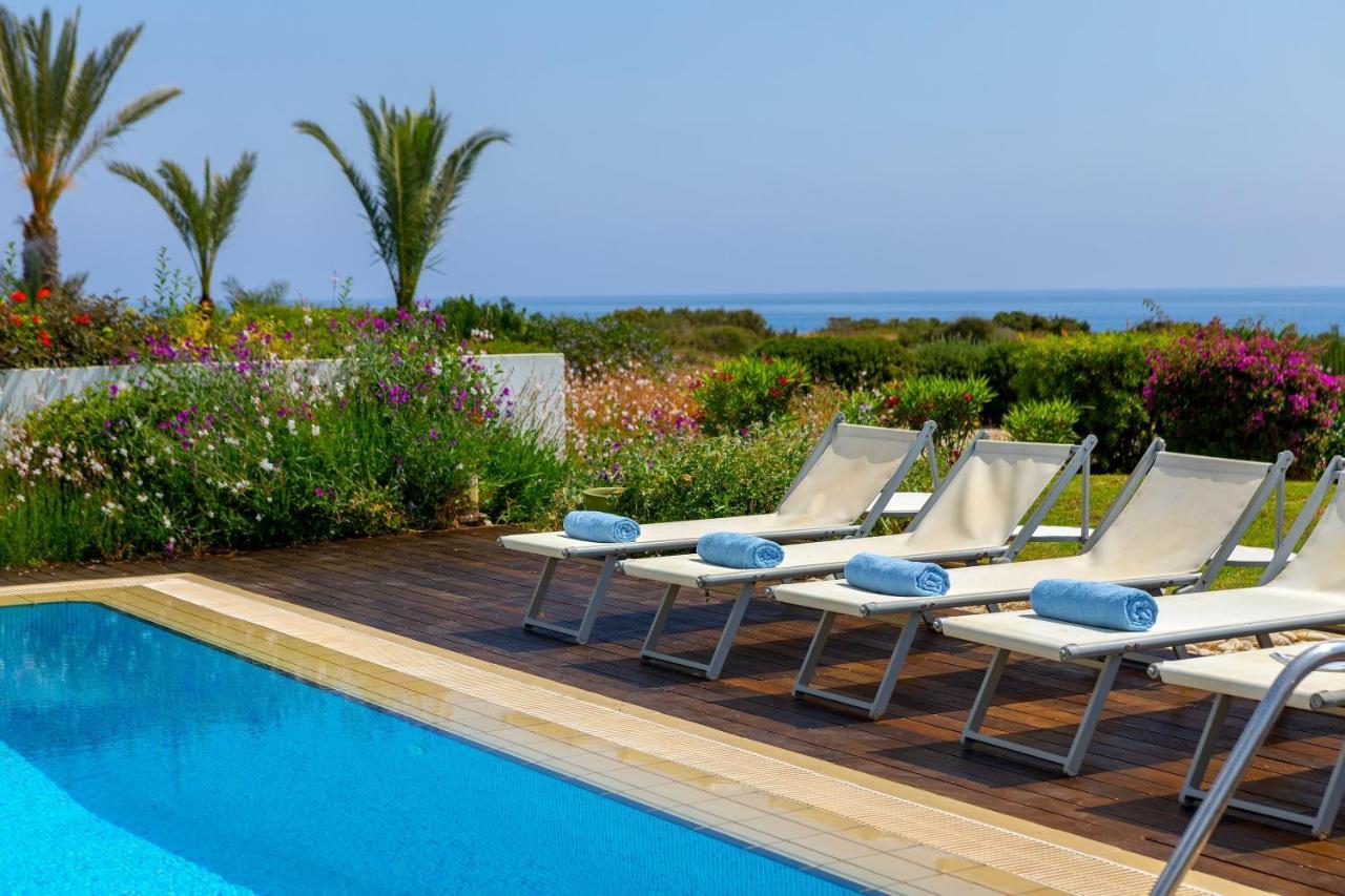 Protaras Beachfront Villa Alia المظهر الخارجي الصورة