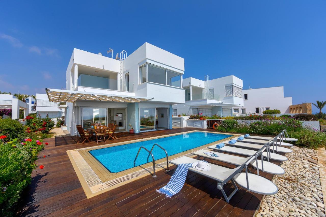 Protaras Beachfront Villa Alia المظهر الخارجي الصورة