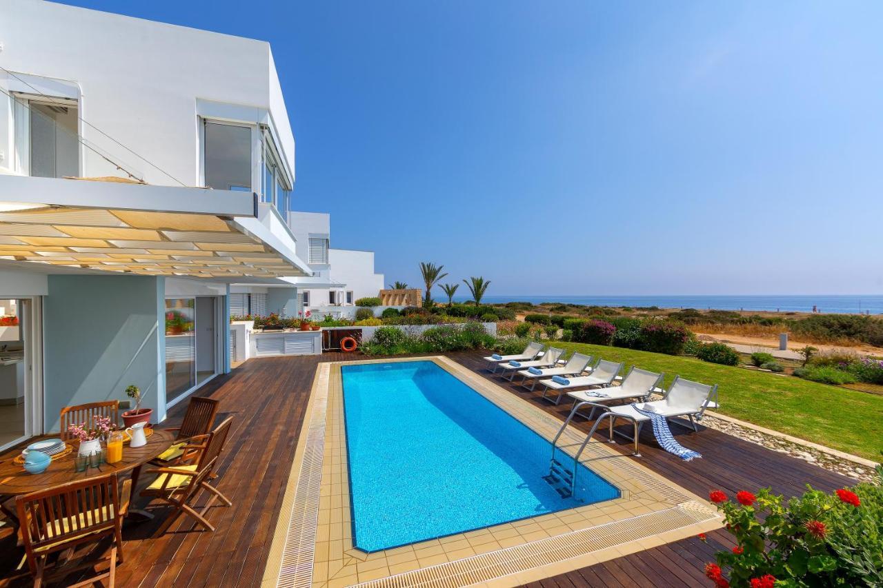Protaras Beachfront Villa Alia المظهر الخارجي الصورة