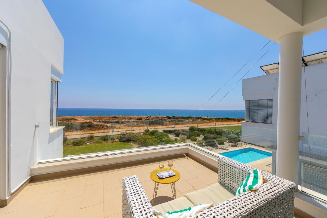 Protaras Beachfront Villa Alia المظهر الخارجي الصورة